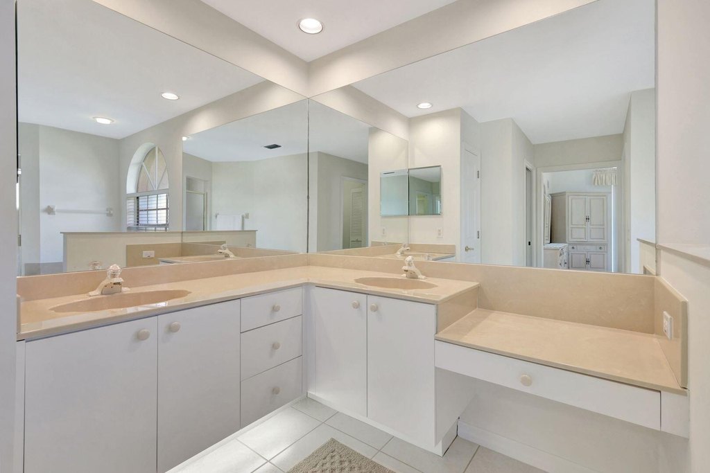 Marco Island, Florida, 34145, United States, 3 Bedrooms Bedrooms, ,2.5 BathroomsBathrooms,Residential,Forsale,2004781