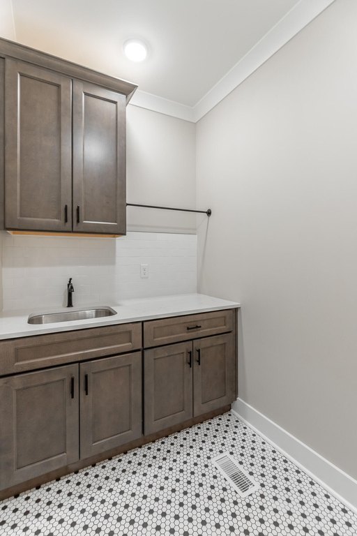 Harrison, Tennessee, 37341, United States, 3 Bedrooms Bedrooms, ,2.5 BathroomsBathrooms,Residential,Forsale,1995326