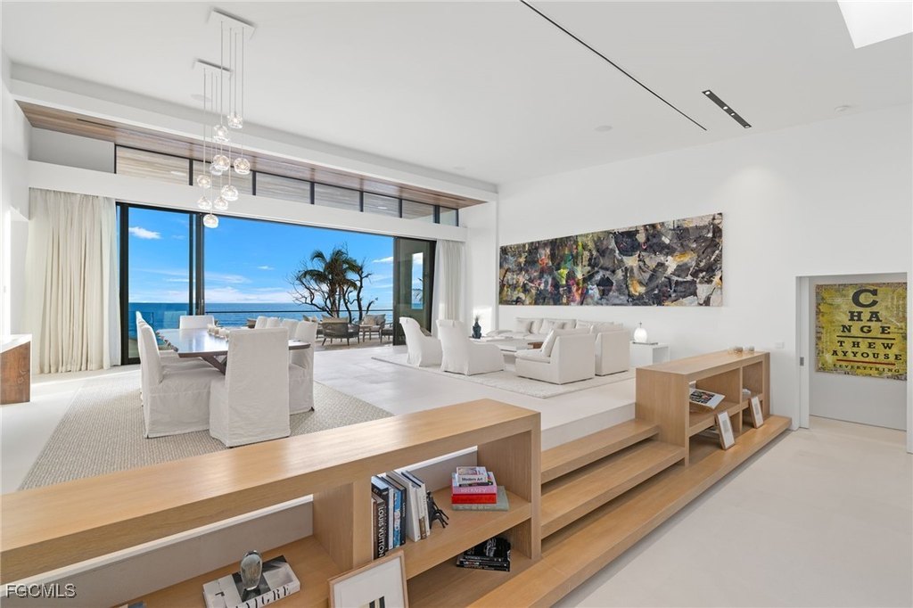 Sanibel, Florida, 33957, United States, 4 Bedrooms Bedrooms, ,4.5 BathroomsBathrooms,Residential,Forsale,1998646