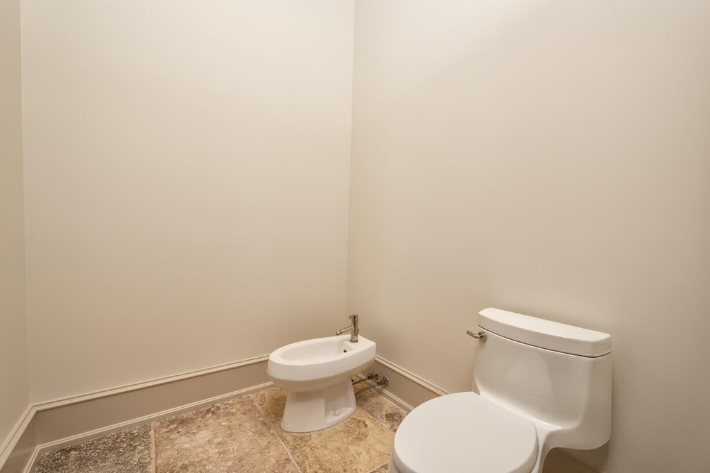 Duck, Florida, 33050, United States, 3 Bedrooms Bedrooms, ,4 BathroomsBathrooms,Residential,Forsale,2004376