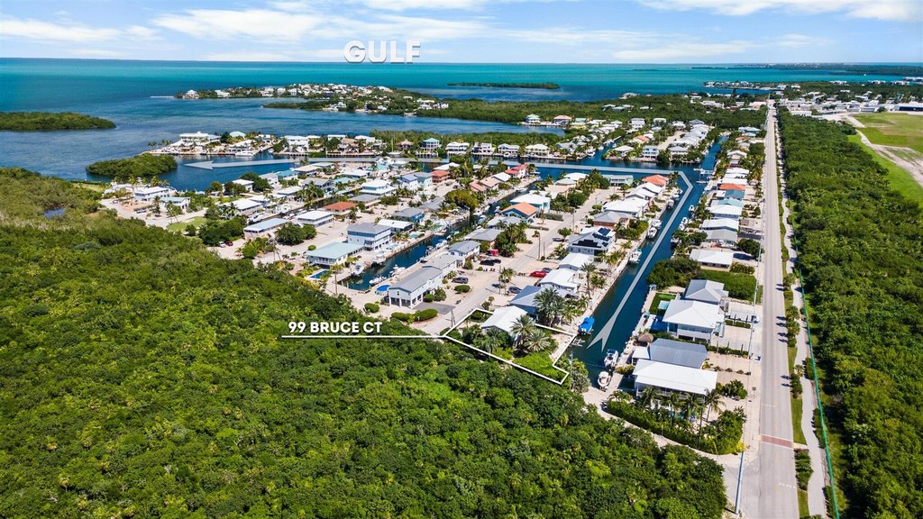 MARATHON, Florida, 33050, United States, 3 Bedrooms Bedrooms, ,2 BathroomsBathrooms,Residential,Forsale,2004343