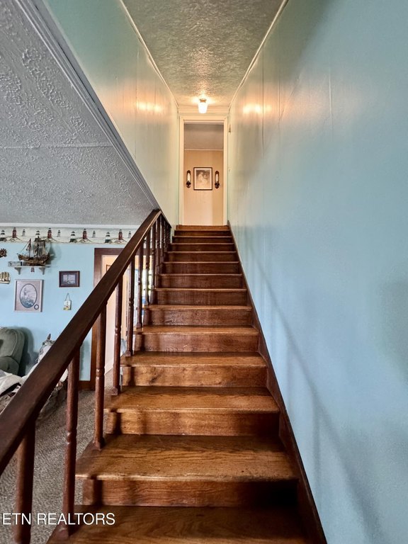 Crossville, Tennessee, 38571, United States, 4 Bedrooms Bedrooms, ,2 BathroomsBathrooms,Residential,Forsale,1996591