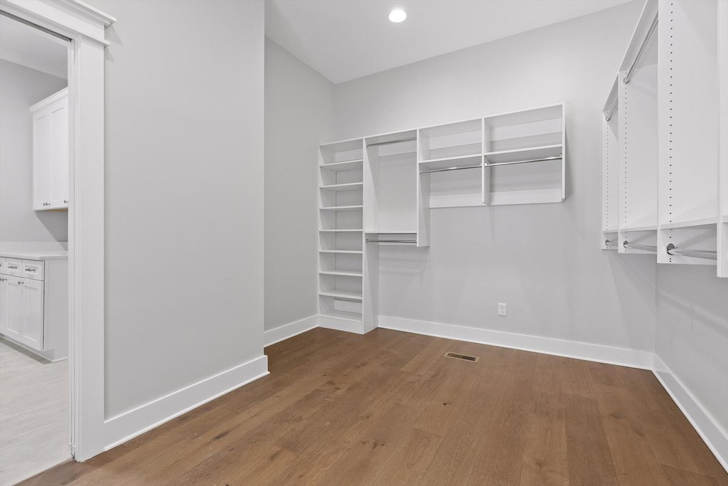 Soddy Daisy, Tennessee, 37379, United States, 4 Bedrooms Bedrooms, ,3.5 BathroomsBathrooms,Residential,Forsale,1995349