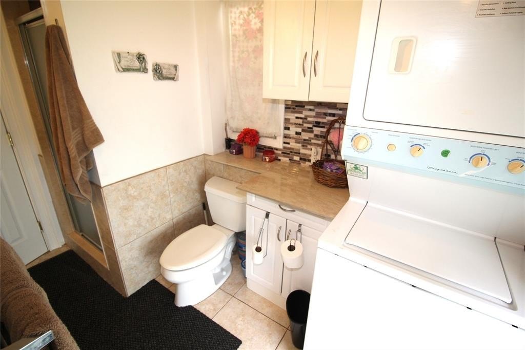 Pompano Beach, Florida, 33062, United States, 2 Bedrooms Bedrooms, ,1 BathroomBathrooms,Residential,Forsale,1994109