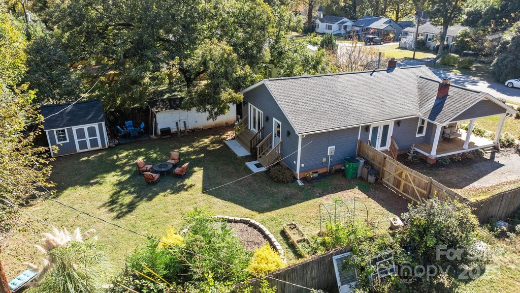 Charlotte, North Carolina, 28205, United States, 2 Bedrooms Bedrooms, ,2 BathroomsBathrooms,Residential,Forsale,2004560