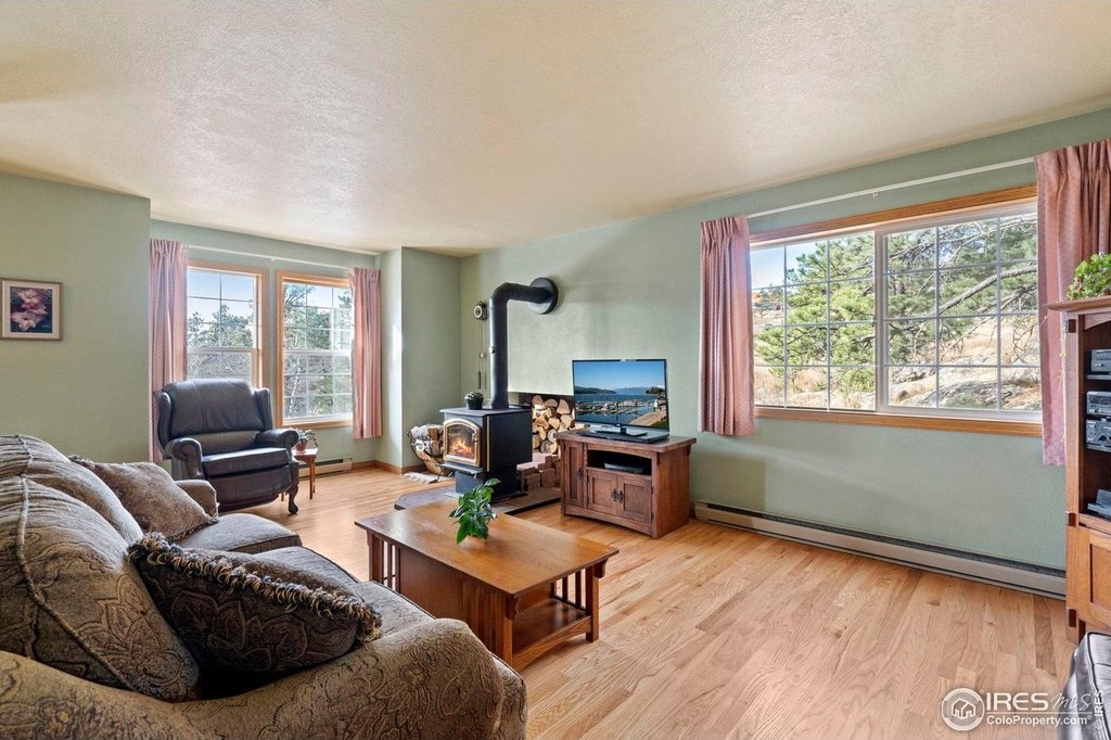 Livermore, Colorado, 80536, United States, 3 Bedrooms Bedrooms, ,1.5 BathroomsBathrooms,Residential,Forsale,2004220