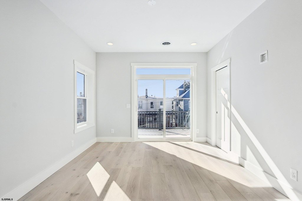 Atlantic City, New Jersey, 08401, United States, 3 Bedrooms Bedrooms, ,2.5 BathroomsBathrooms,Residential,Forsale,1994152