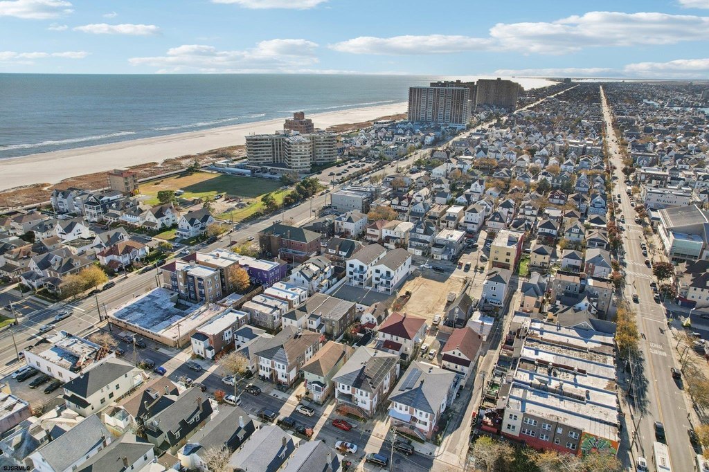 Atlantic City, New Jersey, 08401, United States, 3 Bedrooms Bedrooms, ,2.5 BathroomsBathrooms,Residential,Forsale,1994152