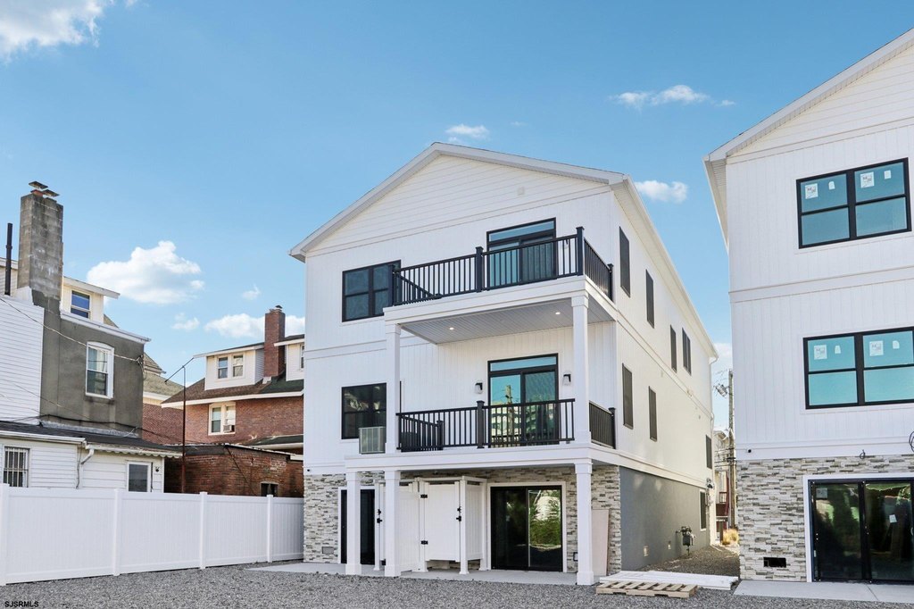 Atlantic City, New Jersey, 08401, United States, 3 Bedrooms Bedrooms, ,2.5 BathroomsBathrooms,Residential,Forsale,2004607