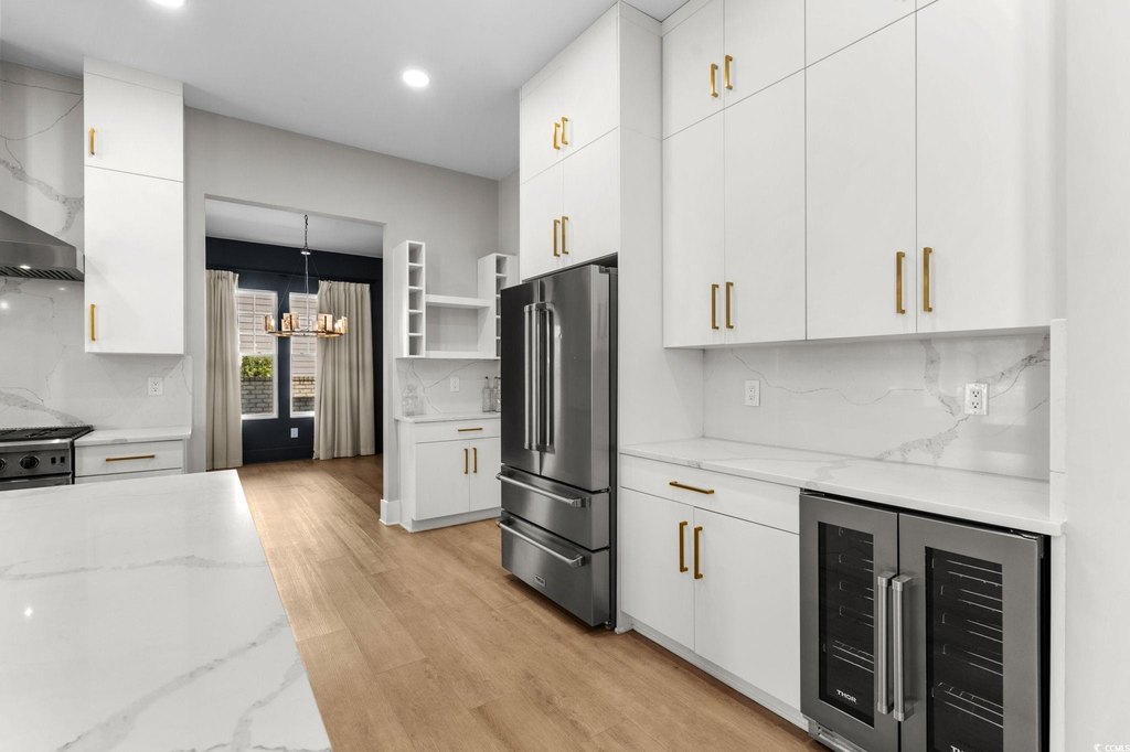 Myrtle Beach, South Carolina, 29577, United States, 5 Bedrooms Bedrooms, ,4.5 BathroomsBathrooms,Residential,Forsale,2008937