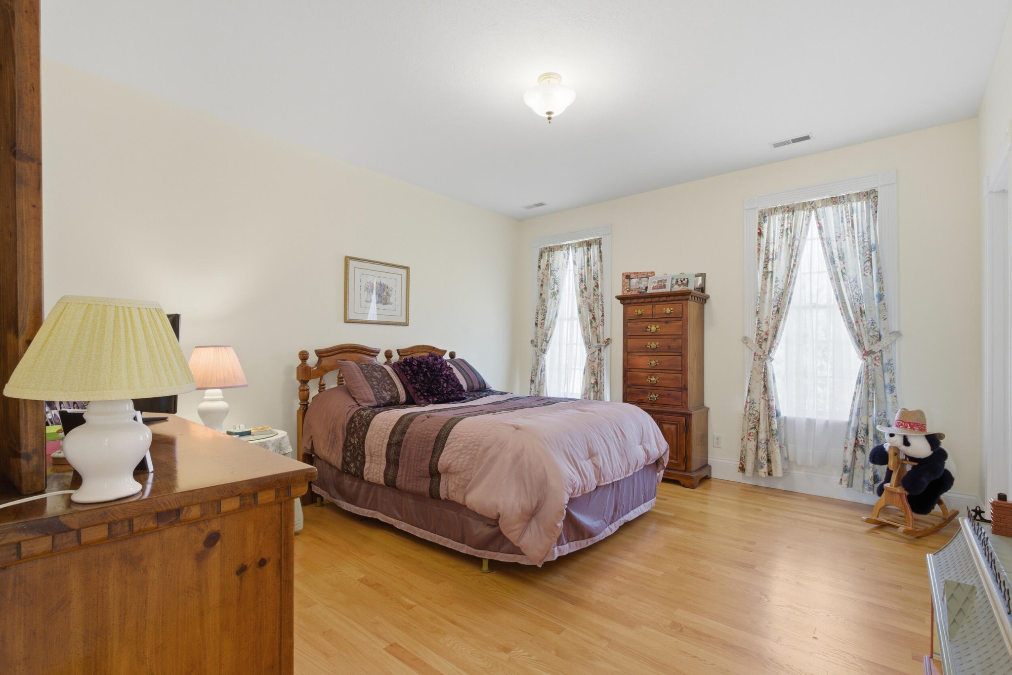 Bridgeport, Alabama, 35740, United States, 4 Bedrooms Bedrooms, ,3.5 BathroomsBathrooms,Residential,Forsale,2009579