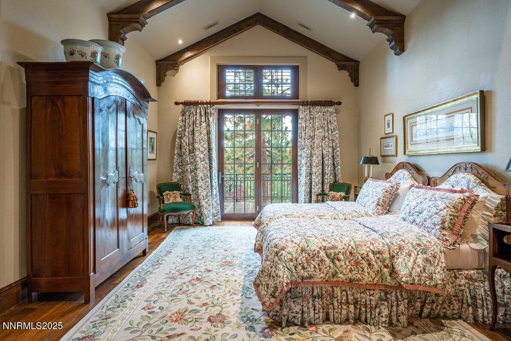 Reno, Nevada, 89511, United States, 6 Bedrooms Bedrooms, ,5.5 BathroomsBathrooms,Residential,Forsale,1929230