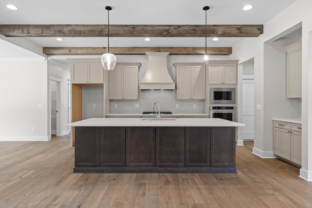 Soddy Daisy, Tennessee, 37379, United States, 4 Bedrooms Bedrooms, ,3.5 BathroomsBathrooms,Residential,Forsale,1995348