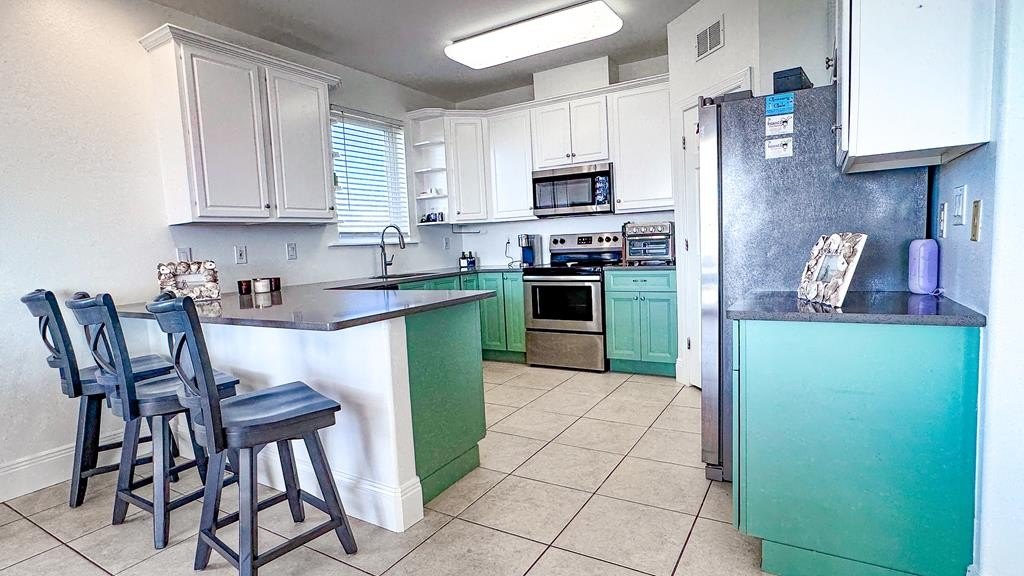 St. George Island, Florida, 32328, United States, 4 Bedrooms Bedrooms, ,4.5 BathroomsBathrooms,Residential,Forsale,1968191