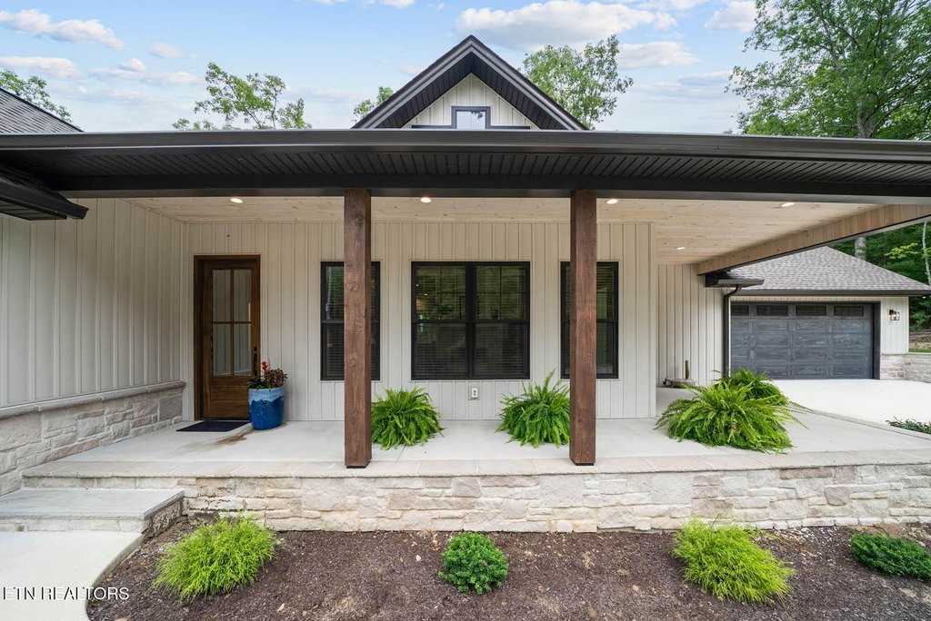 Fairfield Glade, Tennessee, 38558, United States, 3 Bedrooms Bedrooms, ,2.5 BathroomsBathrooms,Residential,Forsale,1952852