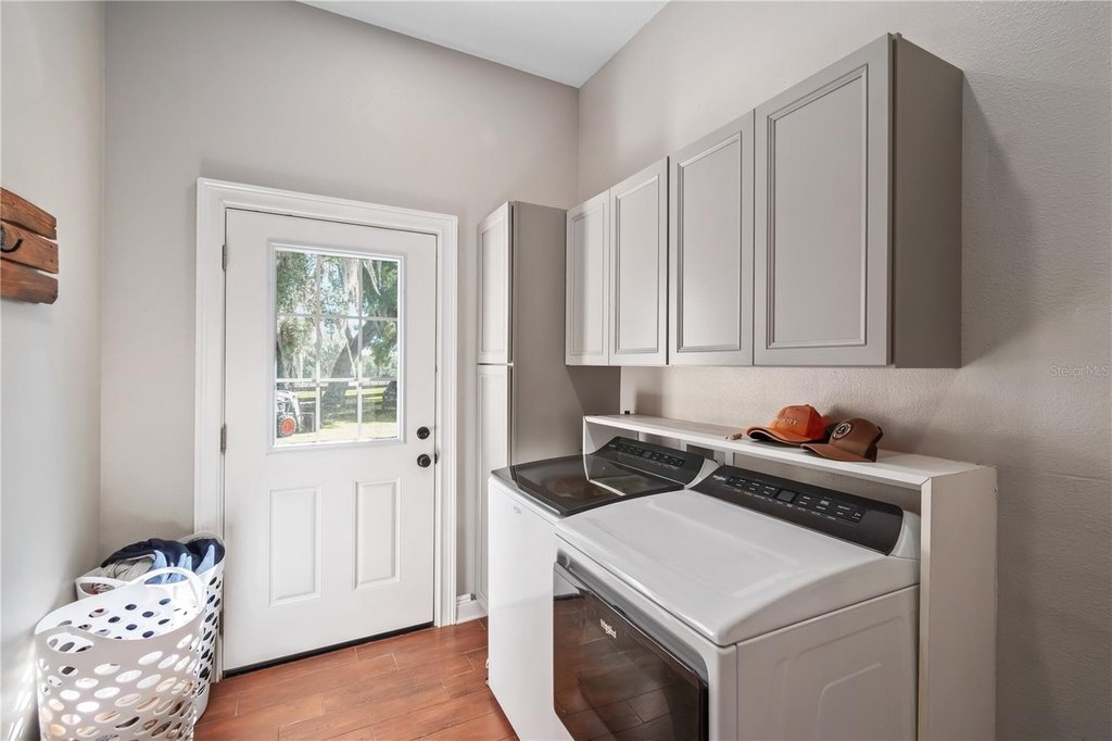 REDDICK, Florida, 32686, United States, 2 Bedrooms Bedrooms, ,2 BathroomsBathrooms,Residential,Forsale,1994135