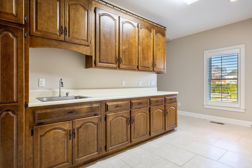 Ooltewah, Tennessee, 37363, United States, 5 Bedrooms Bedrooms, ,4 BathroomsBathrooms,Residential,Forsale,2004673