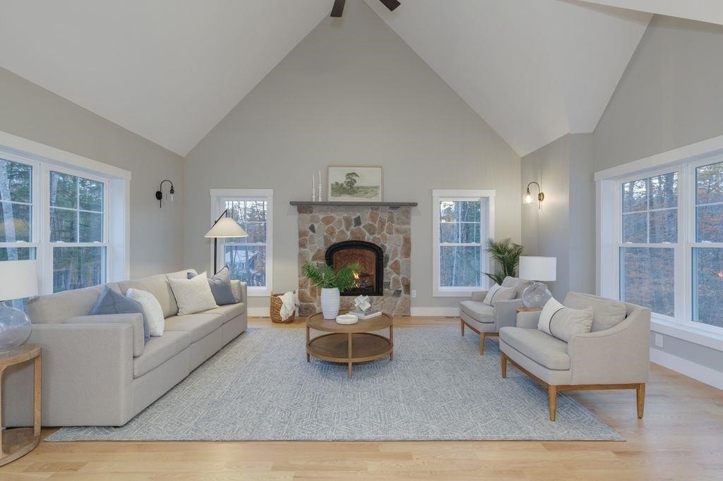 Moultonborough, New Hampshire, 03254, United States, 3 Bedrooms Bedrooms, ,3.5 BathroomsBathrooms,Residential,Forsale,2010628