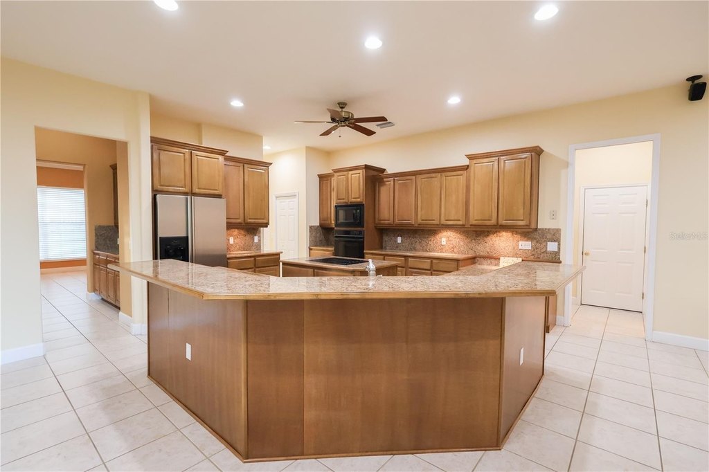 OCALA, Florida, 34471, United States, 3 Bedrooms Bedrooms, ,2.5 BathroomsBathrooms,Residential,Forsale,1994122