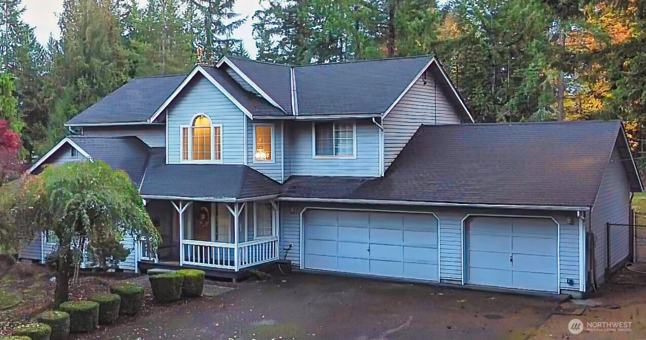 Maple Valley, Washington, 98038, United States, 4 Bedrooms Bedrooms, ,2 BathroomsBathrooms,Residential,Forsale,1990719