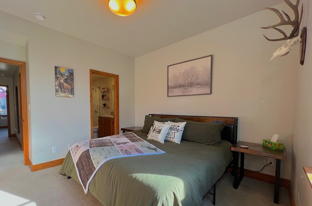 McCall, Idaho, 83638, United States, 2 Bedrooms Bedrooms, ,2.5 BathroomsBathrooms,Residential,Forsale,1996724