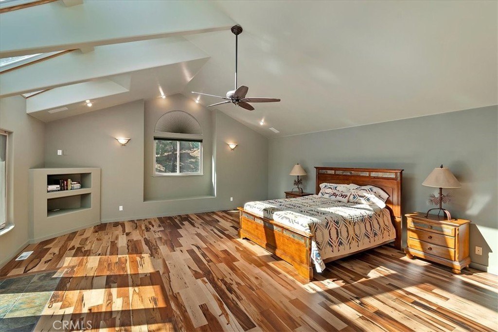 Lake Arrowhead, California, 92352, United States, 4 Bedrooms Bedrooms, ,3 BathroomsBathrooms,Residential,Forsale,2000288