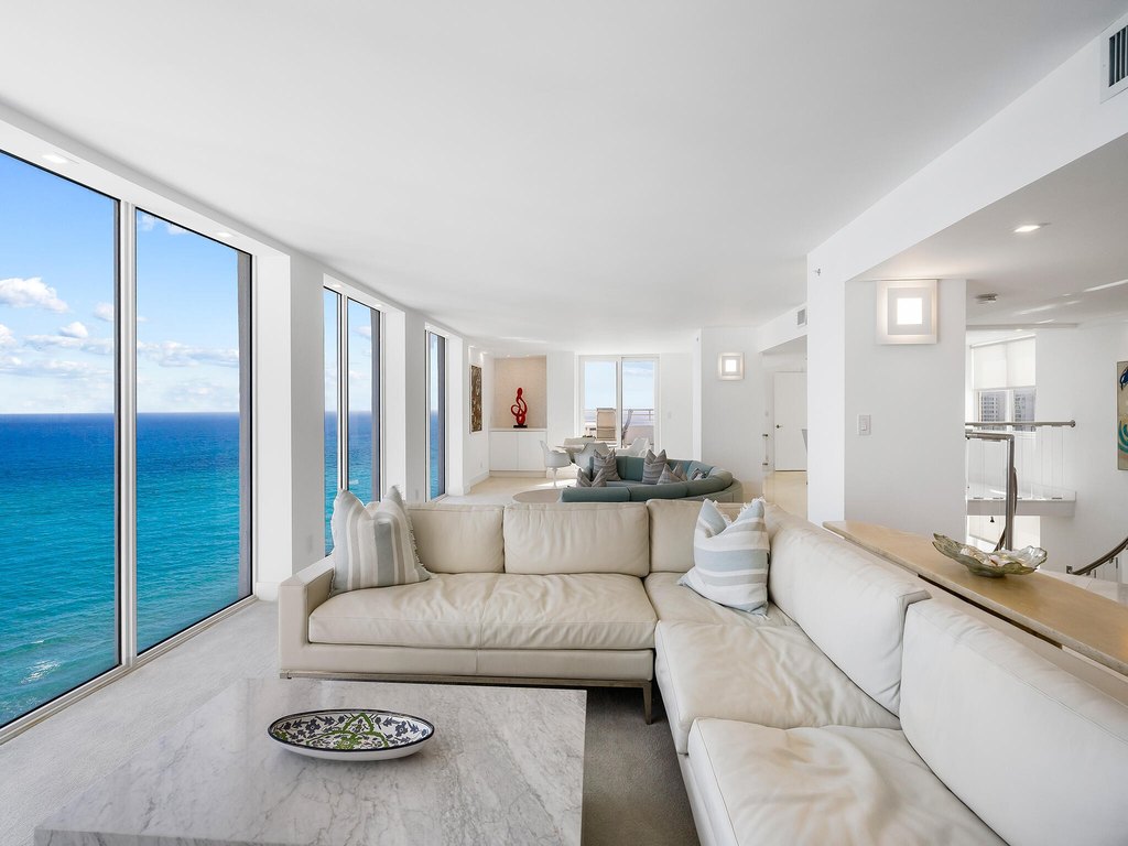 Highland Beach, Florida, 33487, United States, 3 Bedrooms Bedrooms, ,3.5 BathroomsBathrooms,Residential,Forsale,1996347