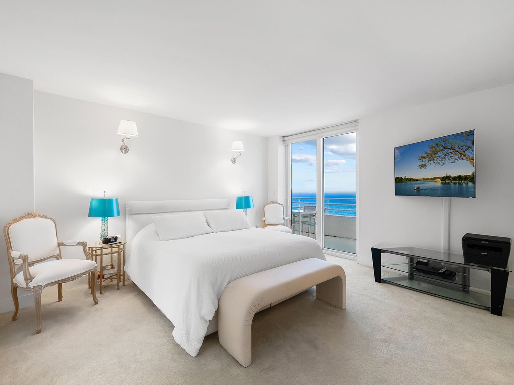 Highland Beach, Florida, 33487, United States, 3 Bedrooms Bedrooms, ,3.5 BathroomsBathrooms,Residential,Forsale,1996347