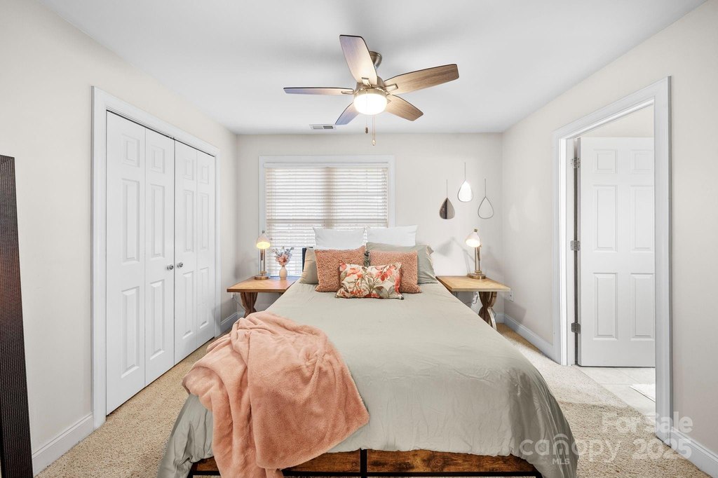 Cramerton, North Carolina, 28032, United States, 3 Bedrooms Bedrooms, ,3.5 BathroomsBathrooms,Residential,Forsale,2007724