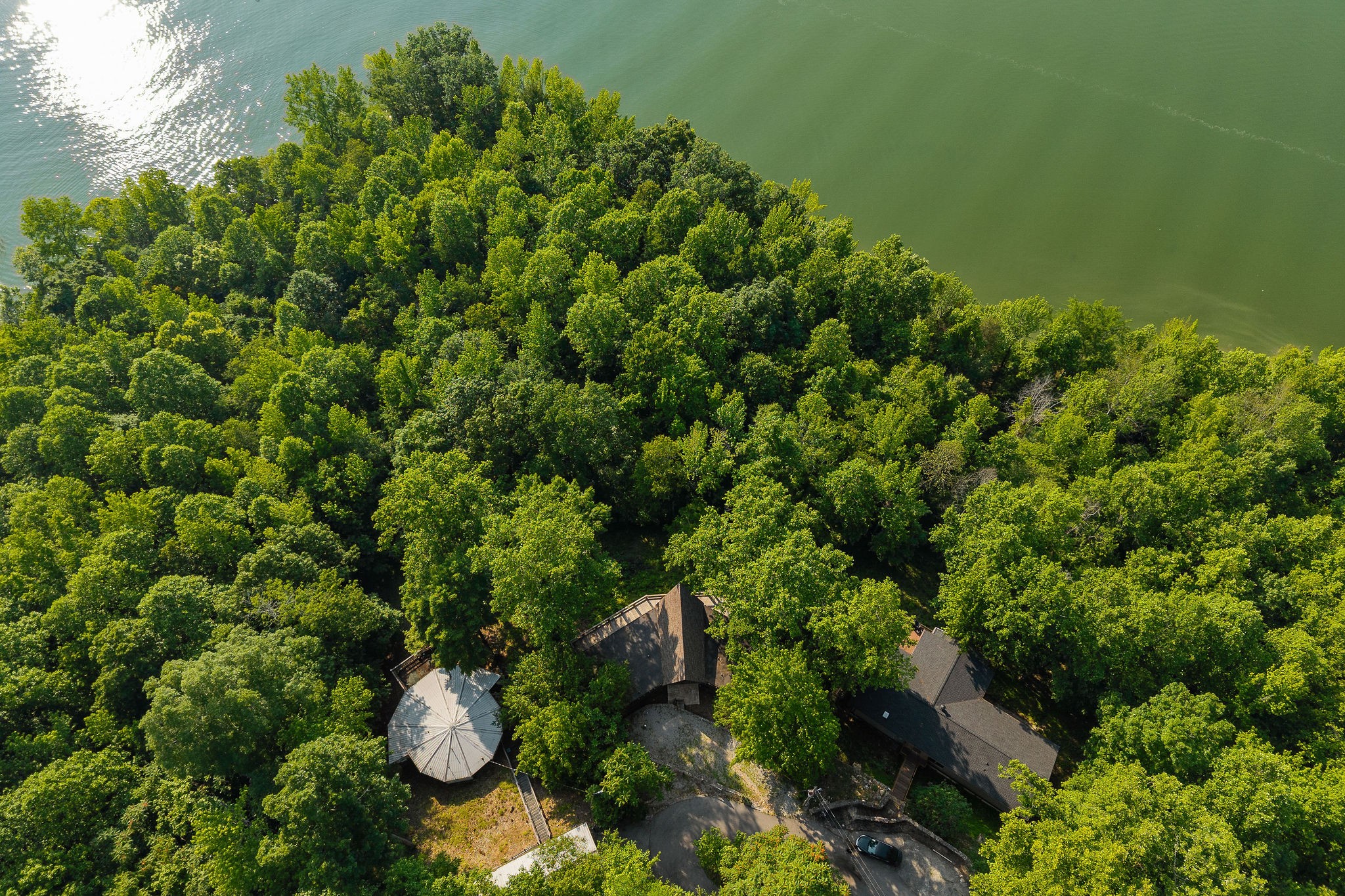 Smithville, Tennessee, 37166, United States, 4 Bedrooms Bedrooms, ,4 BathroomsBathrooms,Residential,Forsale,1999482