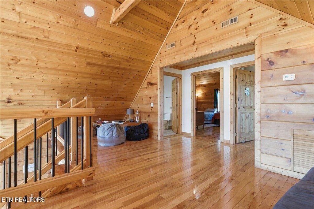 Greenback, Tennessee, 37742, United States, 3 Bedrooms Bedrooms, ,3.5 BathroomsBathrooms,Residential,Forsale,1999449