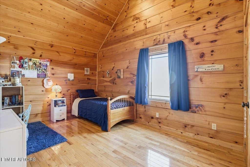 Greenback, Tennessee, 37742, United States, 3 Bedrooms Bedrooms, ,3.5 BathroomsBathrooms,Residential,Forsale,1999449