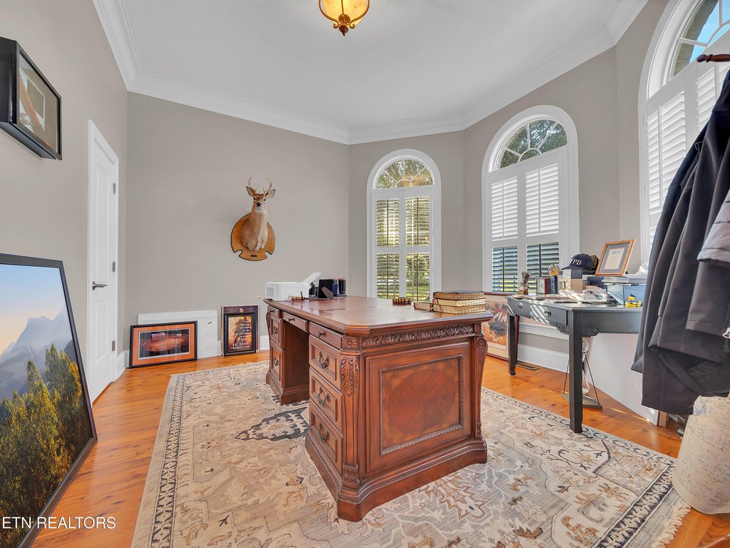 Lenoir City, Tennessee, 37772, United States, 5 Bedrooms Bedrooms, ,4.5 BathroomsBathrooms,Residential,Forsale,1999466