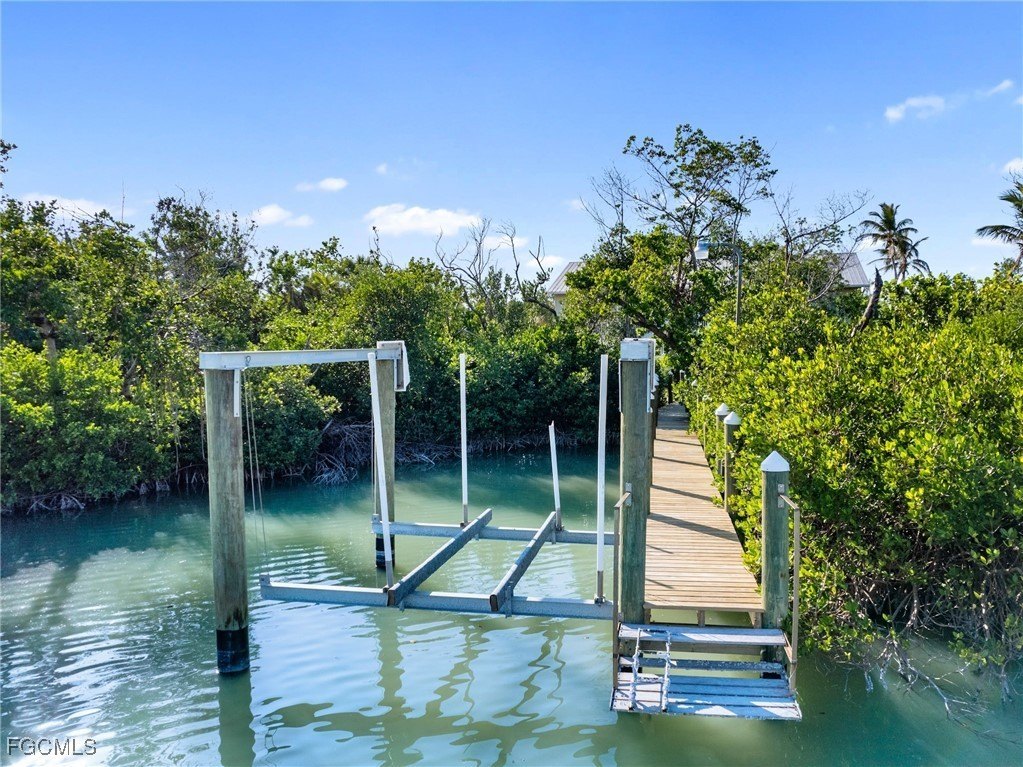 Captiva, Florida, 33924, United States, 3 Bedrooms Bedrooms, ,3 BathroomsBathrooms,Residential,Forsale,2011566