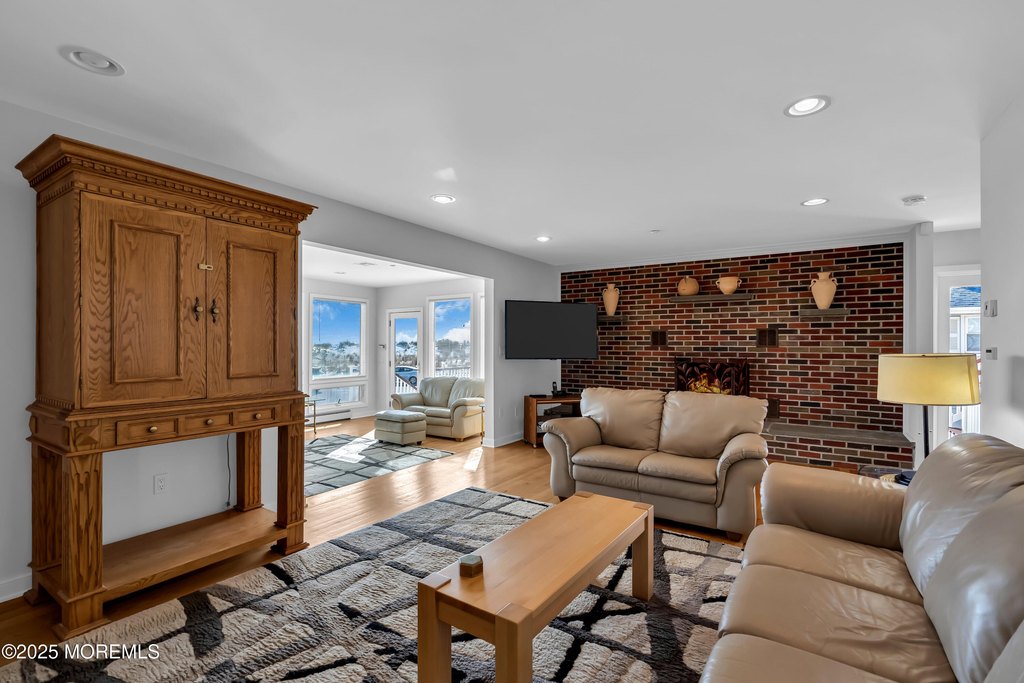 Seaside Park, New Jersey, 08752, United States, 6 Bedrooms Bedrooms, ,4 BathroomsBathrooms,Residential,Forsale,2004477