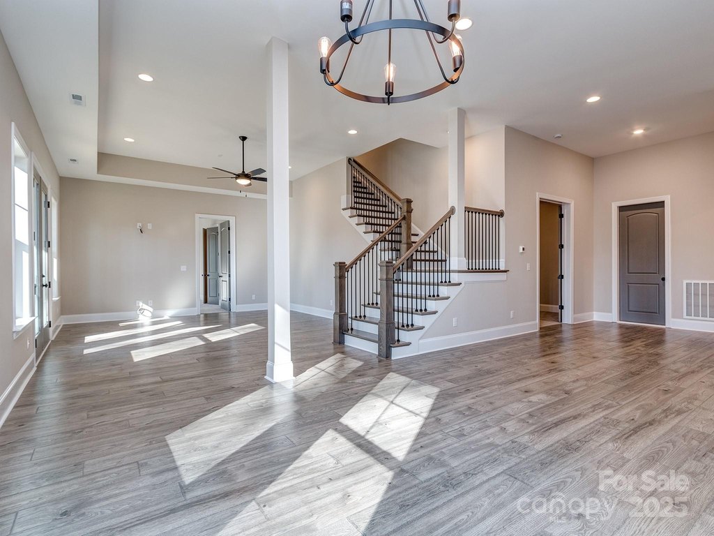 Tega Cay, South Carolina, 29708, United States, 5 Bedrooms Bedrooms, ,4.5 BathroomsBathrooms,Residential,Forsale,2007725