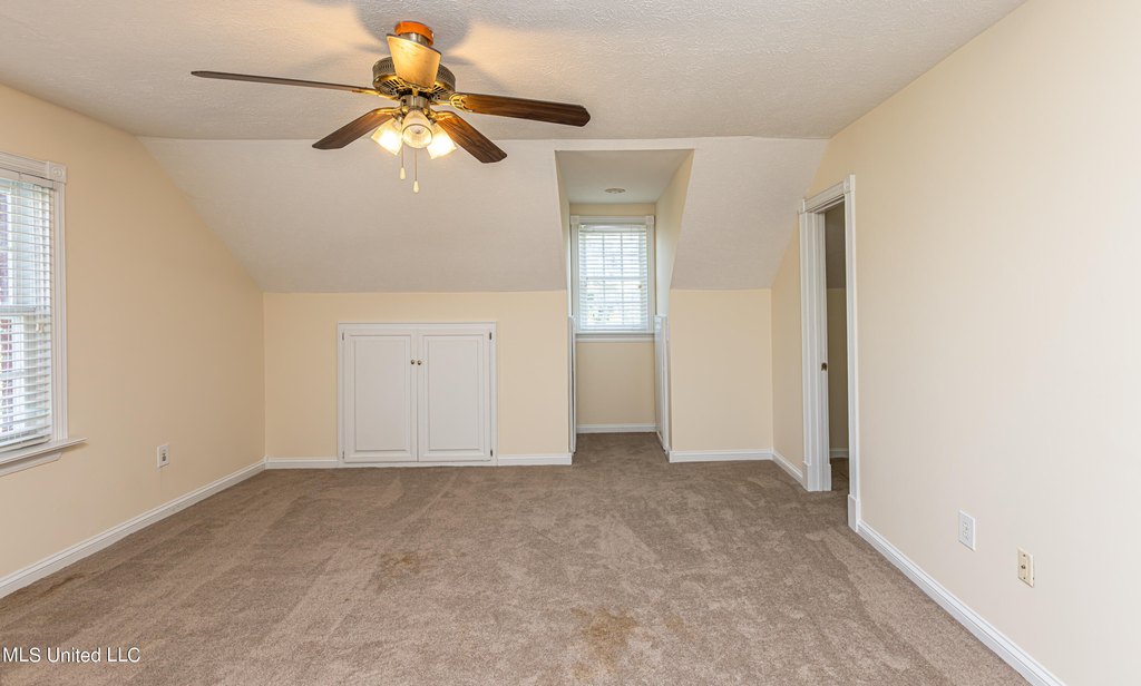 Flora, Mississippi, 39071, United States, 4 Bedrooms Bedrooms, ,4.5 BathroomsBathrooms,Residential,Forsale,1908058