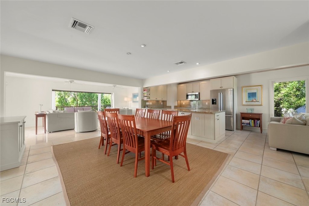 Sanibel, Florida, 33957, United States, 4 Bedrooms Bedrooms, ,4 BathroomsBathrooms,Residential,Forsale,1998632