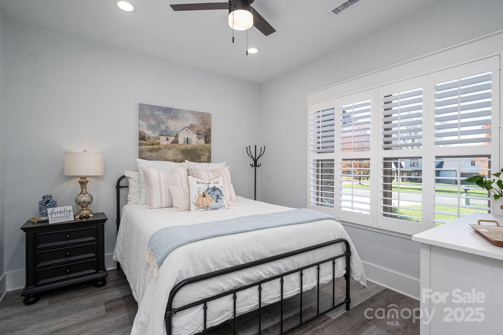 Conover, North Carolina, 28613, United States, 4 Bedrooms Bedrooms, ,3 BathroomsBathrooms,Residential,Forsale,2007718