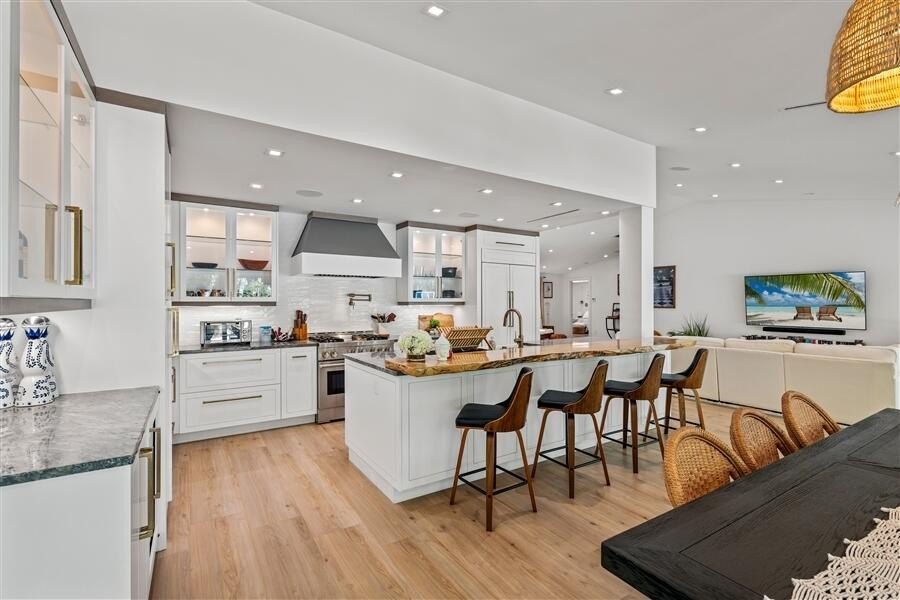 Delray Beach, Florida, 33444, United States, 5 Bedrooms Bedrooms, ,5.5 BathroomsBathrooms,Residential,Forsale,1996336