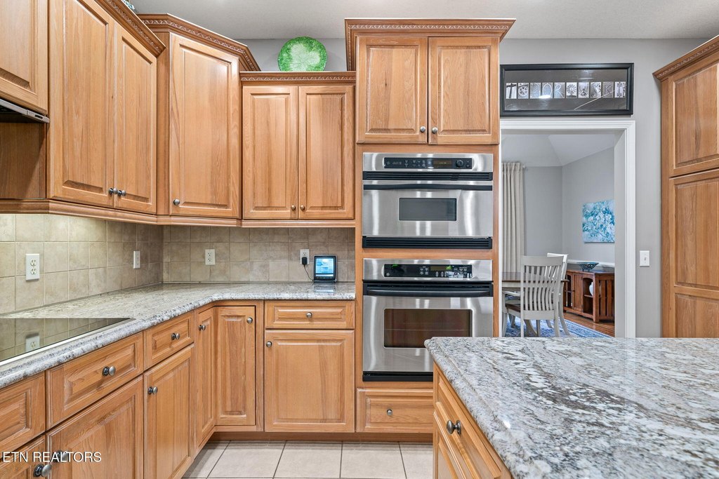 Crossville, Tennessee, 38558, United States, 4 Bedrooms Bedrooms, ,2.5 BathroomsBathrooms,Residential,Forsale,1996605