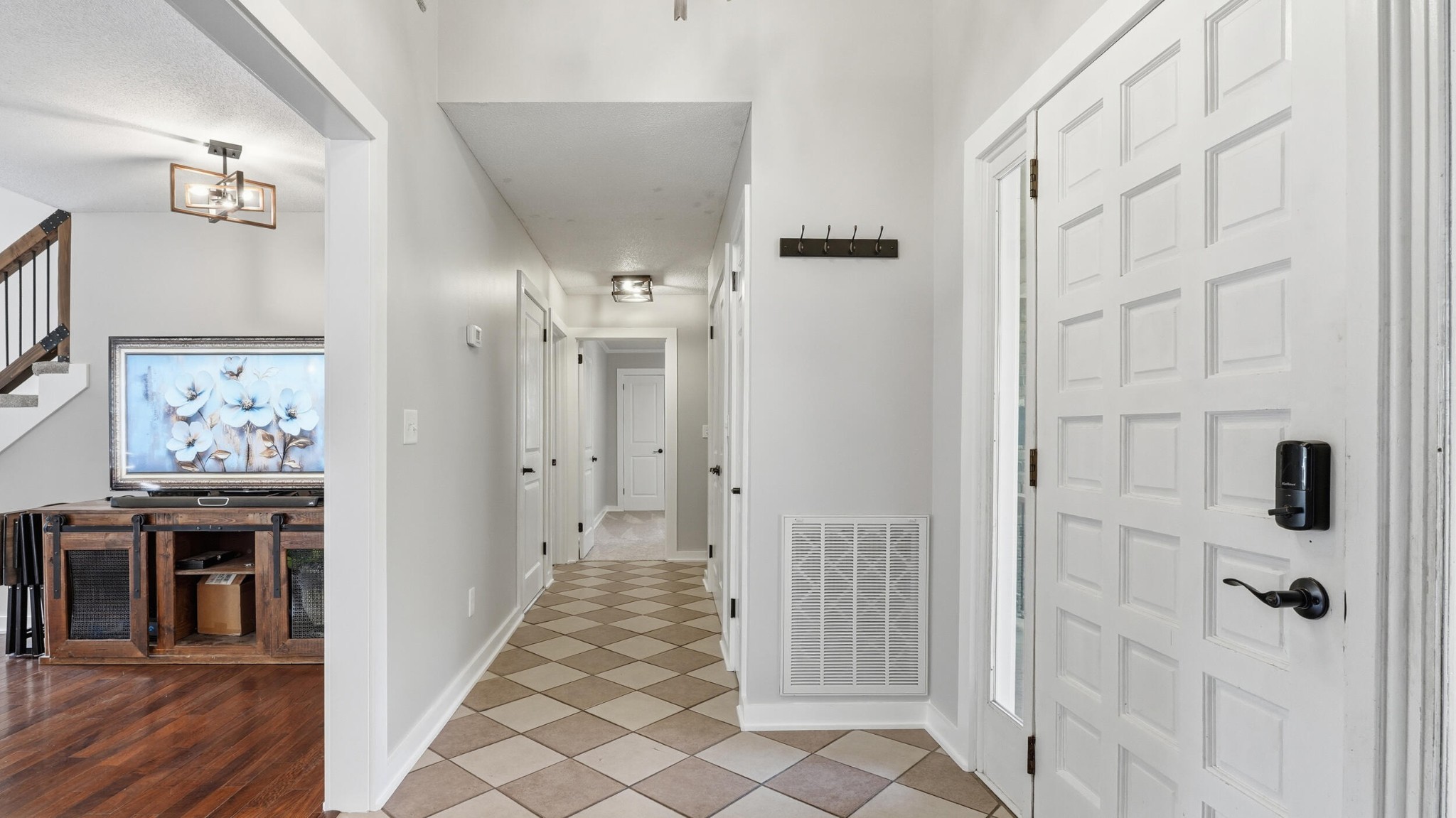 Chattanooga, Tennessee, 37416, United States, 6 Bedrooms Bedrooms, ,4 BathroomsBathrooms,Residential,Forsale,2004678