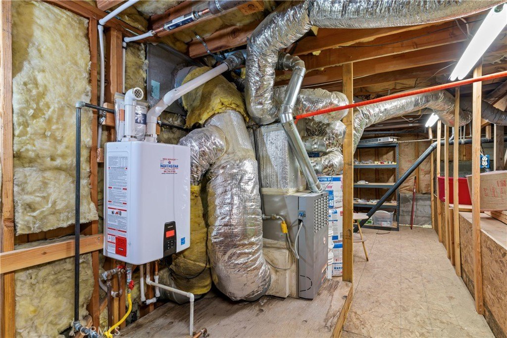 Lake Arrowhead, California, 92317, United States, 3 Bedrooms Bedrooms, ,2 BathroomsBathrooms,Residential,Forsale,1971039