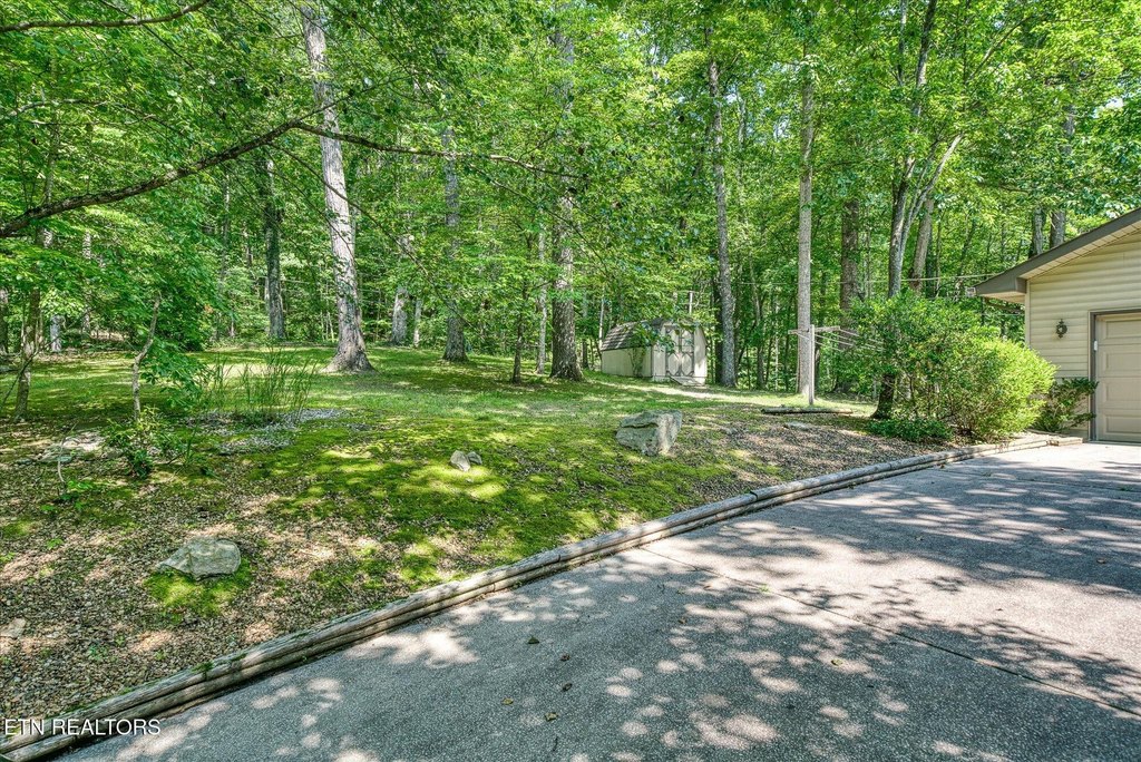 Crossville, Tennessee, 38558, United States, 2 Bedrooms Bedrooms, ,2 BathroomsBathrooms,Residential,Forsale,1907858