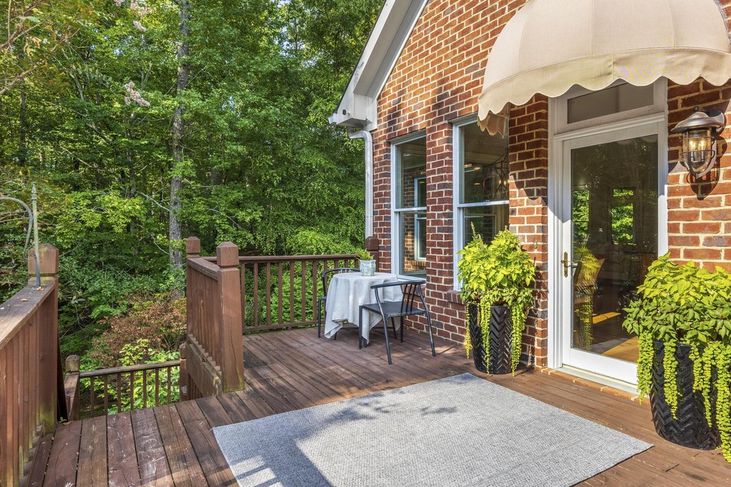 Cleveland, Tennessee, 37312, United States, 6 Bedrooms Bedrooms, ,5.5 BathroomsBathrooms,Residential,Forsale,2004701