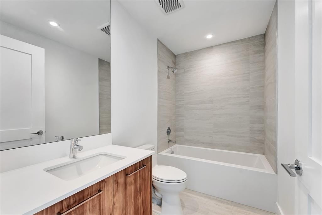 Fort Lauderdale, Florida, 33304, United States, 4 Bedrooms Bedrooms, ,3.5 BathroomsBathrooms,Residential,Forsale,2004503