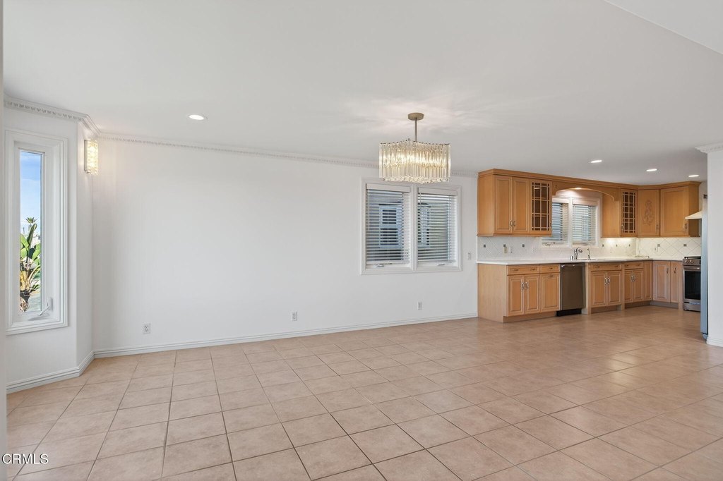 Oxnard, California, 93035, United States, 4 Bedrooms Bedrooms, ,3.5 BathroomsBathrooms,Residential,Forsale,2004312