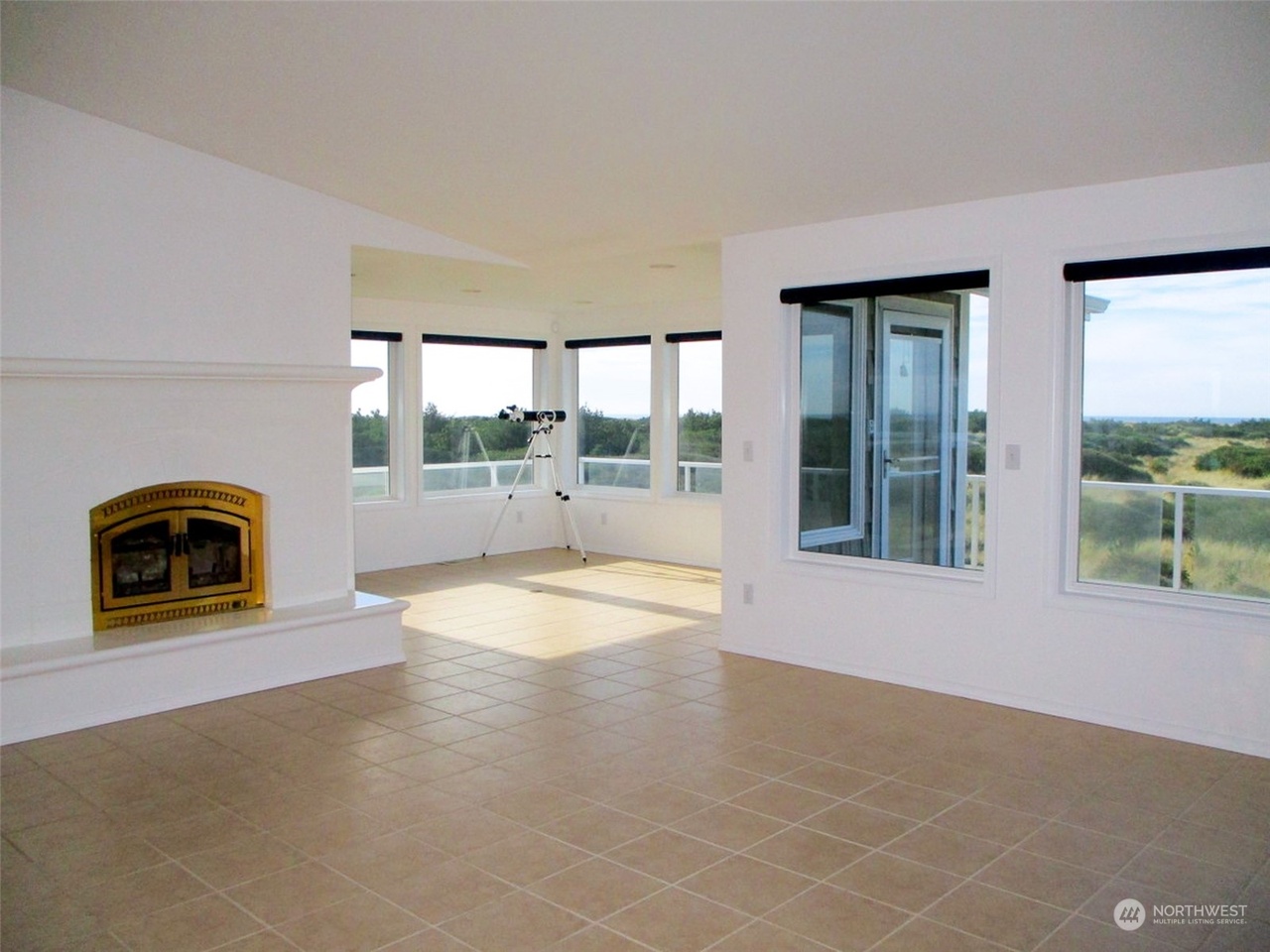 Ocean Shores, Washington, 98569, United States, 4 Bedrooms Bedrooms, ,3 BathroomsBathrooms,Residential,Forsale,2004449