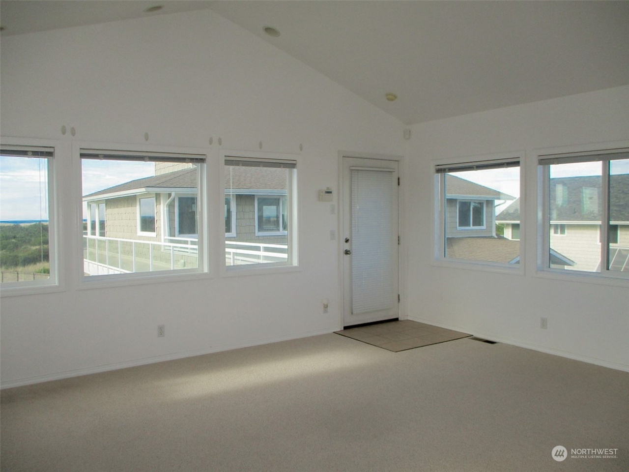 Ocean Shores, Washington, 98569, United States, 4 Bedrooms Bedrooms, ,3 BathroomsBathrooms,Residential,Forsale,2004449