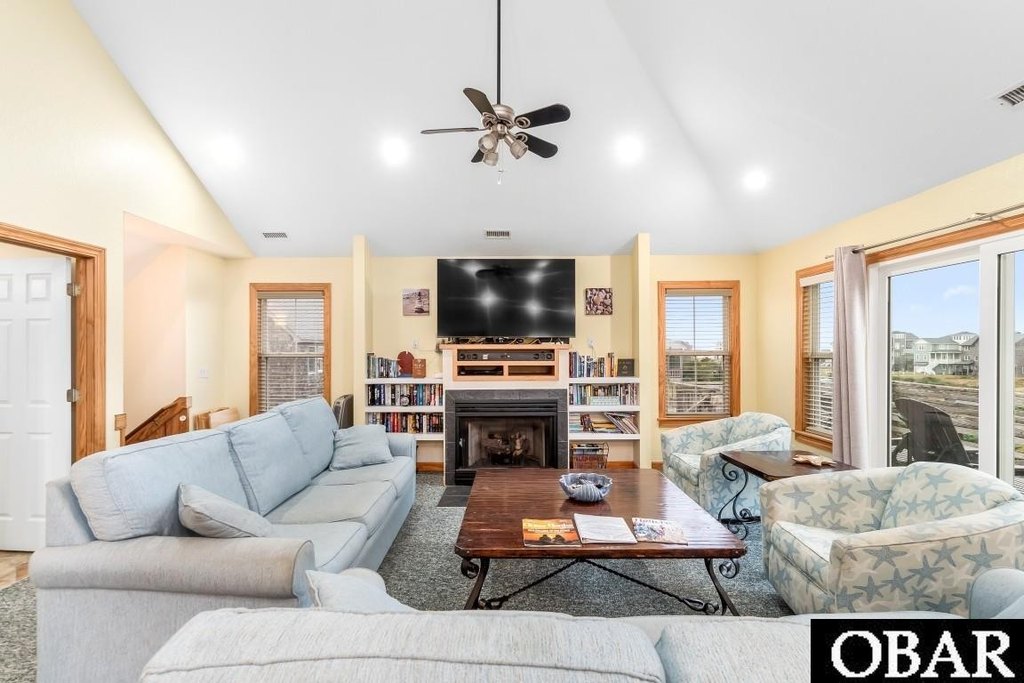 Hatteras, North Carolina, 27943, United States, 6 Bedrooms Bedrooms, ,5.5 BathroomsBathrooms,Residential,Forsale,2010254